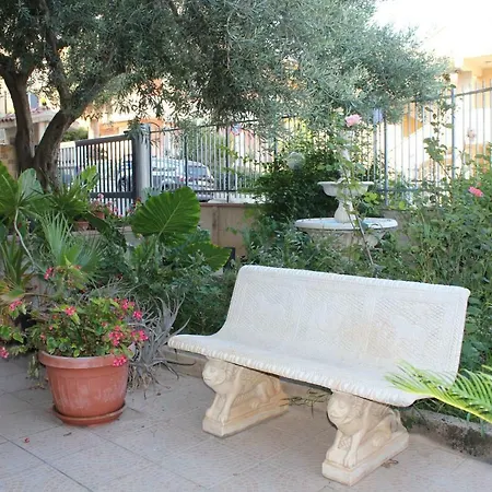 Ulivo Bed & Breakfast 3*